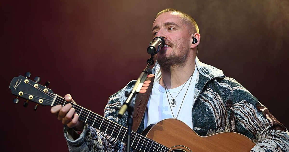 Dermot Kennedy performing live at Bergenfest 2026