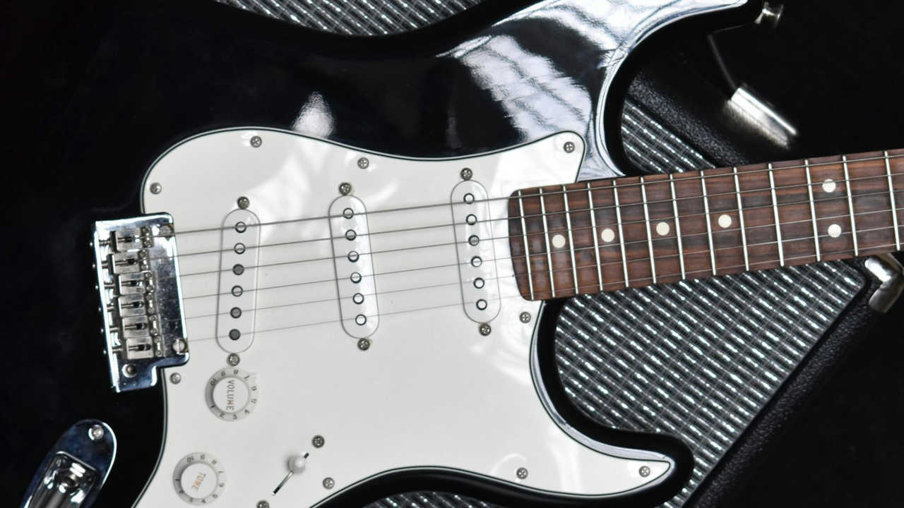 Fender Cease-and Disist
